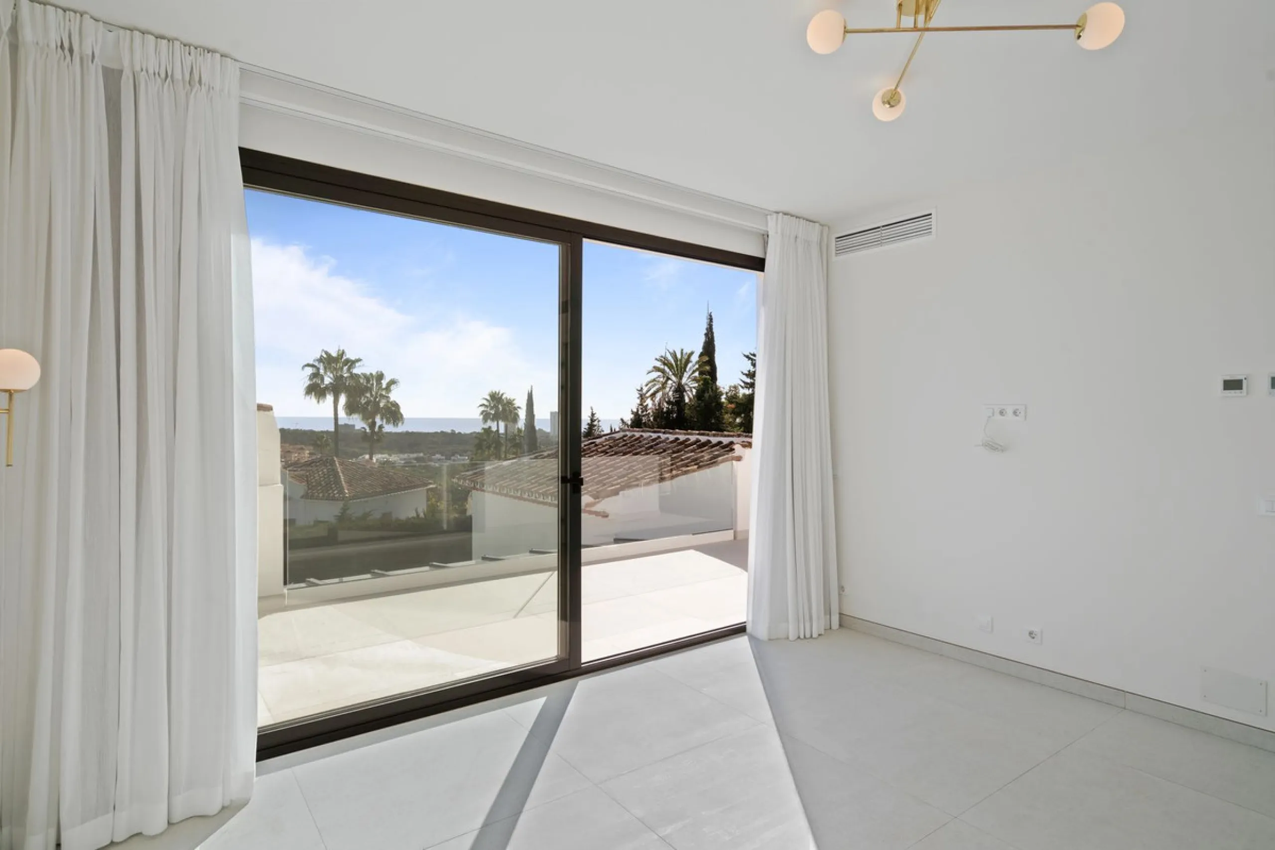 Spectacular Fully Renovated Villa with Sea Views in Elviria