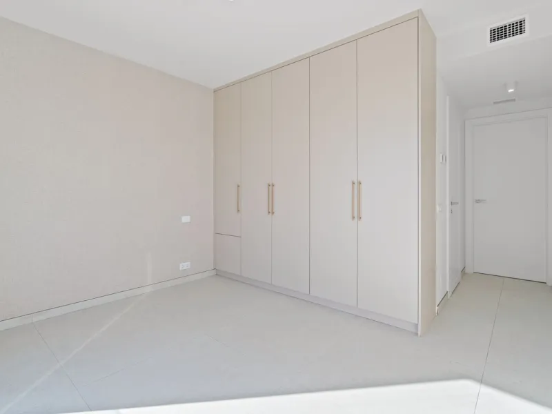 Spectacular Fully Renovated Villa with Sea Views in Elviria