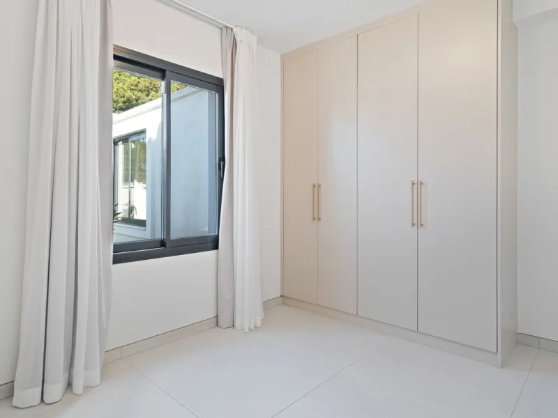 Spectacular Fully Renovated Villa with Sea Views in Elviria
