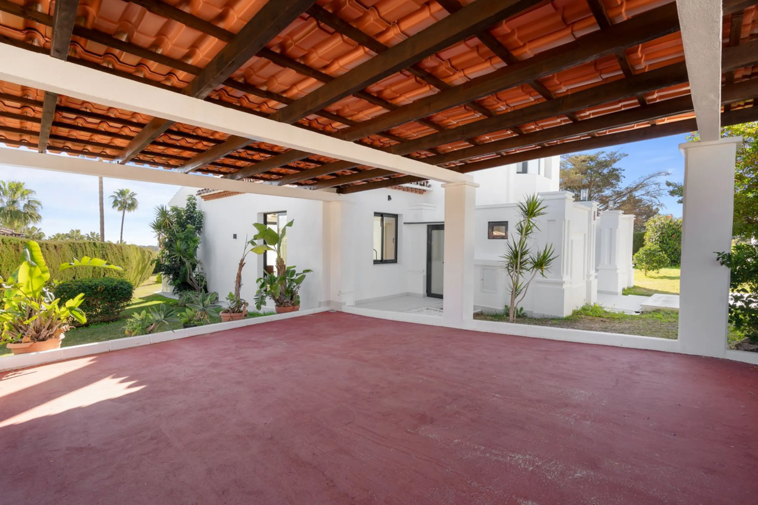 Spectacular Fully Renovated Villa with Sea Views in Elviria