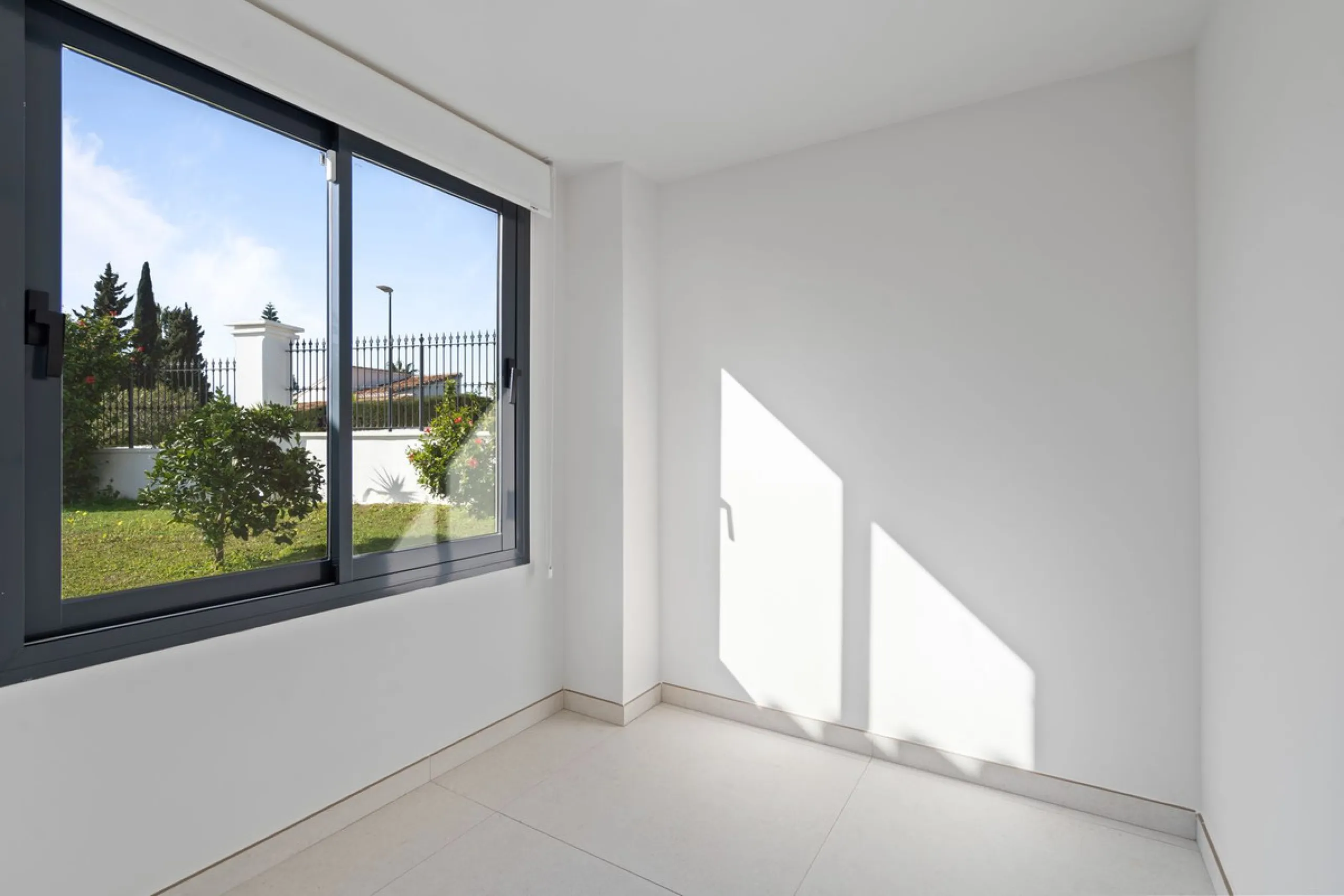 Spectacular Fully Renovated Villa with Sea Views in Elviria