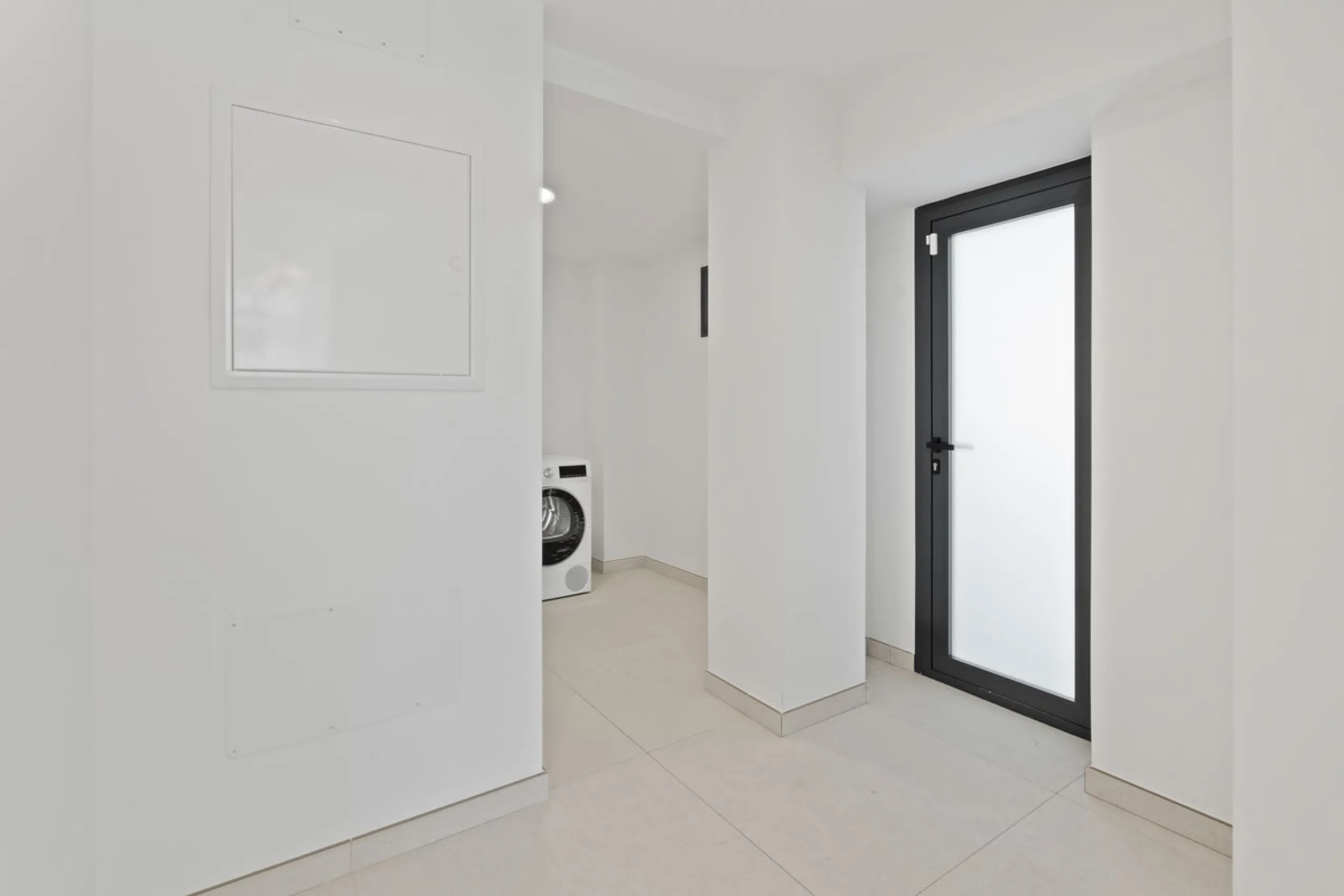 Spectacular Fully Renovated Villa with Sea Views in Elviria
