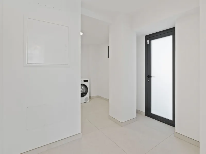 Spectacular Fully Renovated Villa with Sea Views in Elviria