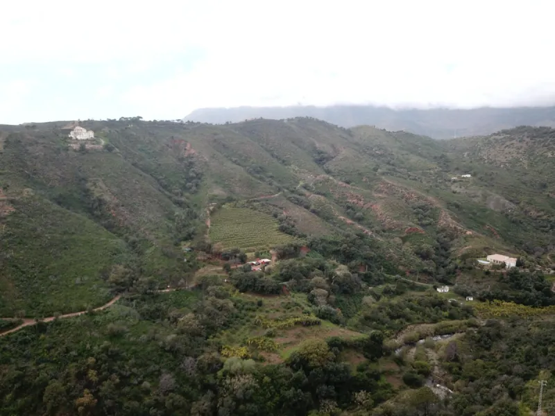 Plot - Land в продаже в Estepona, Málaga. Площадь участка 590195 м²