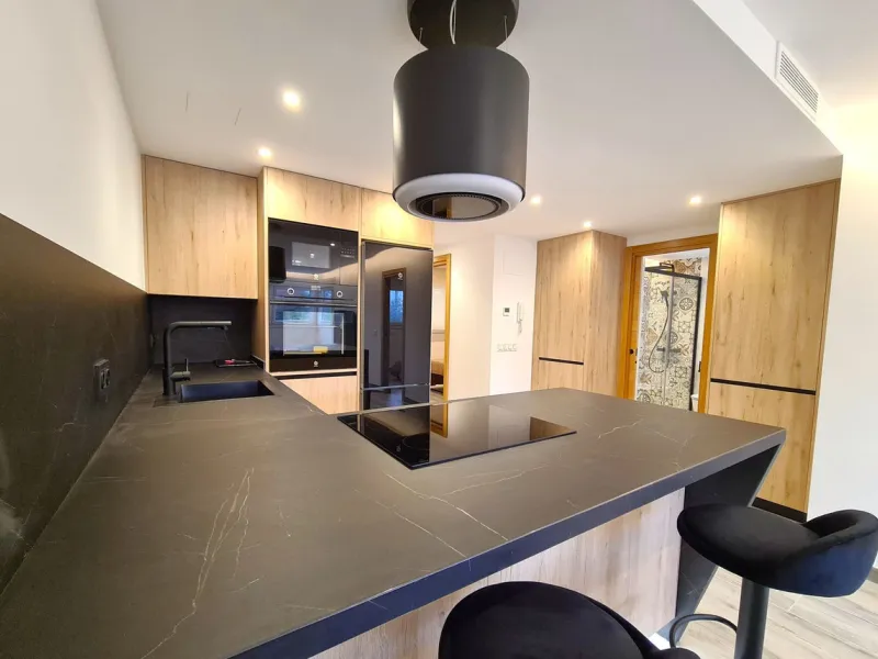 FANTASTIC 3-BEDROOM APARTMENT IN ESTEPONA!!