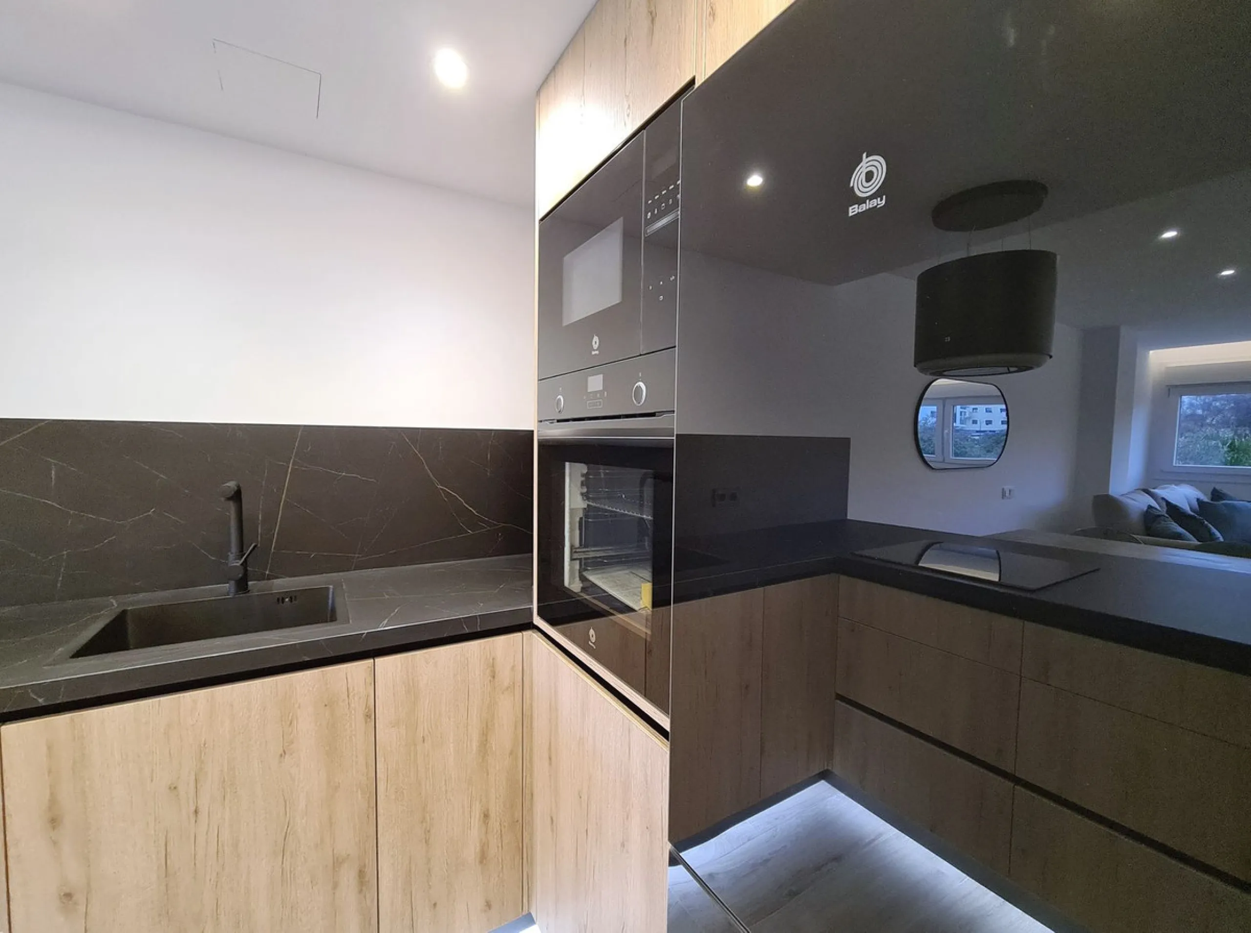 FANTASTIC 3-BEDROOM APARTMENT IN ESTEPONA!!