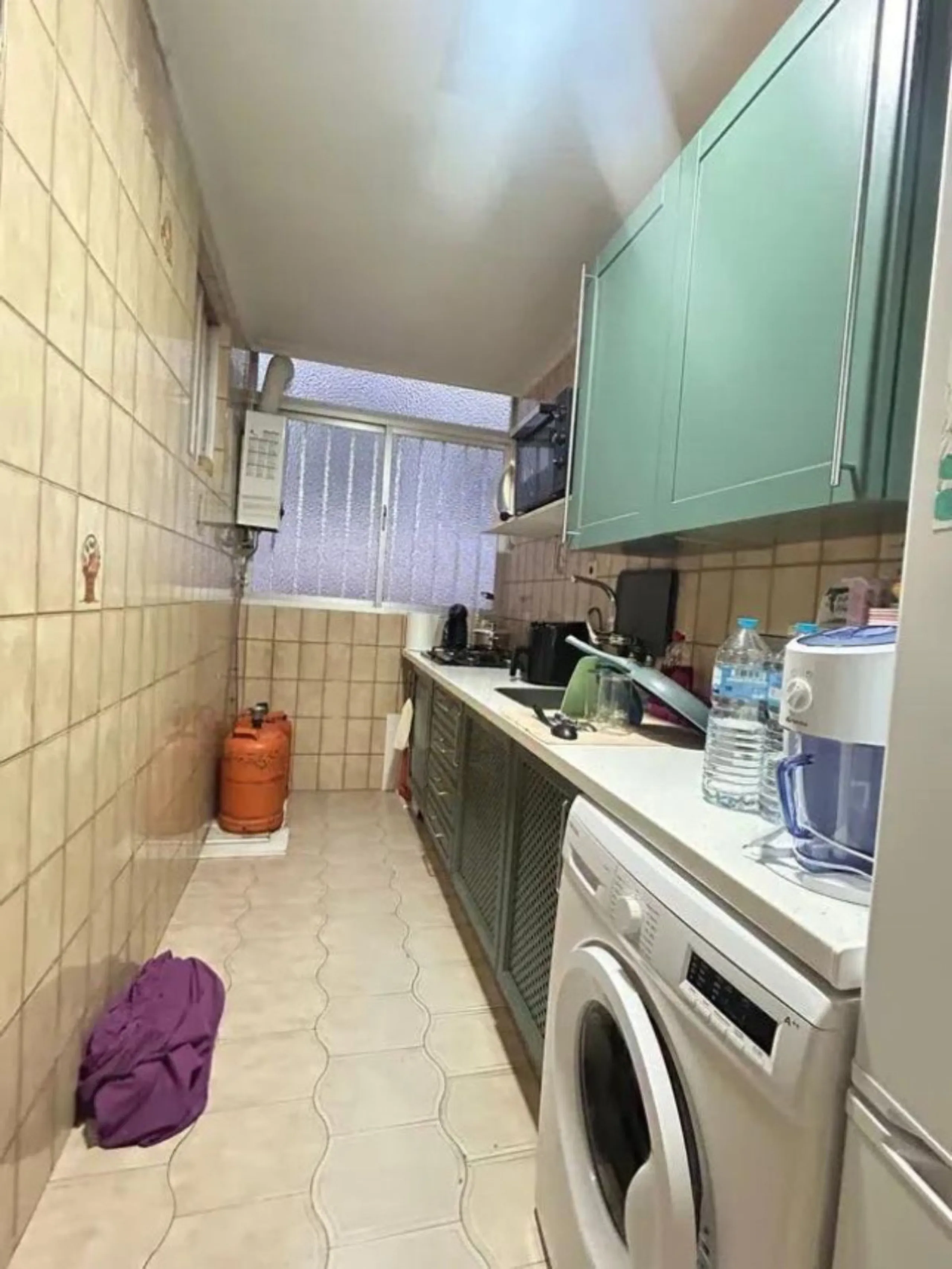 Middle Floor Apartment, Estepona, Costa del Sol.