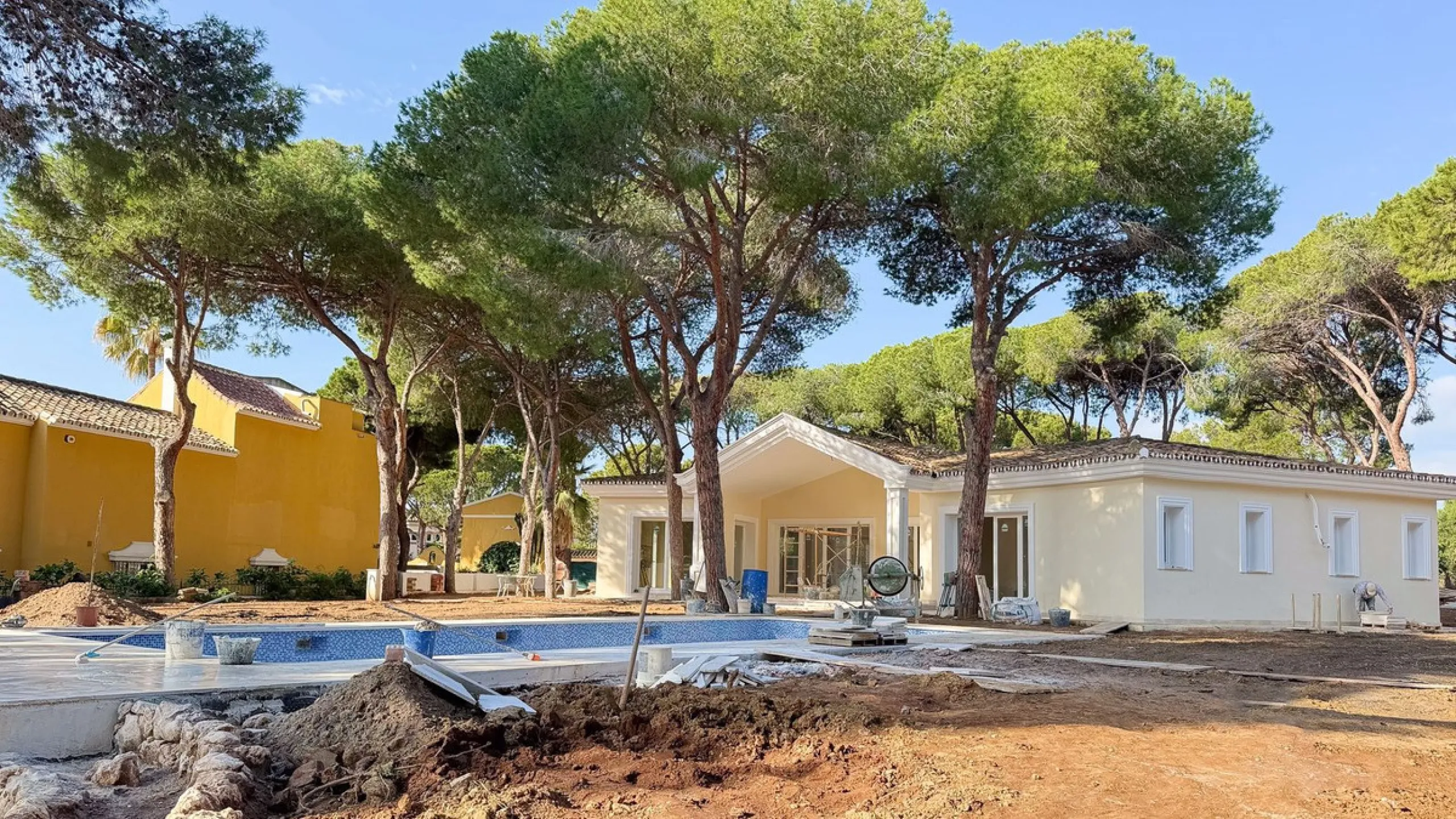 One Level Villa in one of the most sought-after areas of Las Chapas!