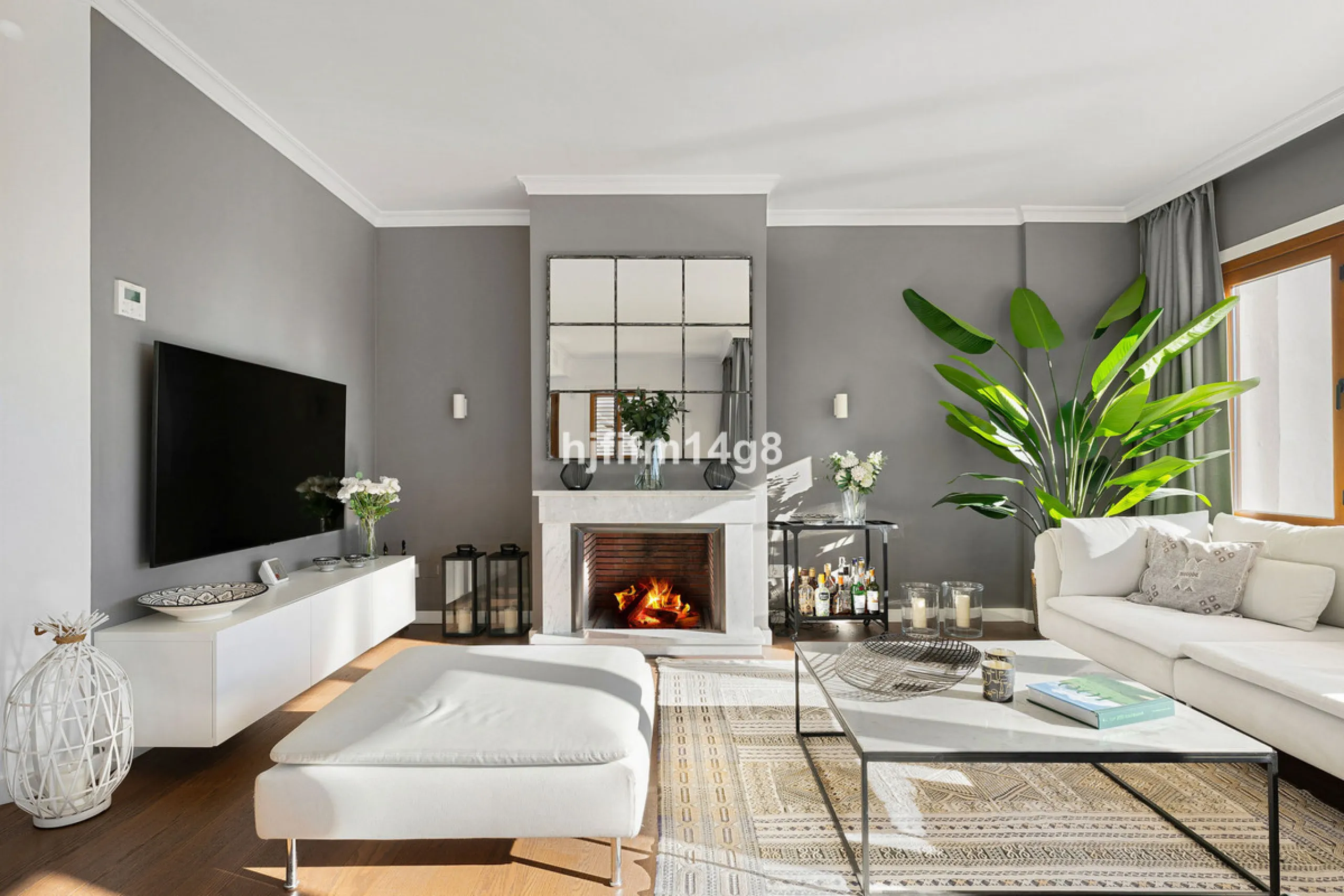 Apartment - Penthouse Duplex в продаже в Marbella, Málaga. В доме 5 спален и 4 ванных комнат. Площадь дома 166 м²