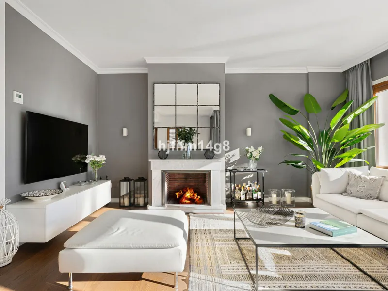 Apartment - Penthouse Duplex в продаже в Marbella, Málaga. В доме 5 спален и 4 ванных комнат. Площадь дома 166 м²