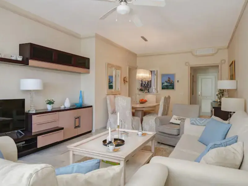 Apartment - Ground Floor Apartment в продаже в Mijas, Málaga. В доме 3 спален и 2 ванных комнат. Площадь дома 119 м²
