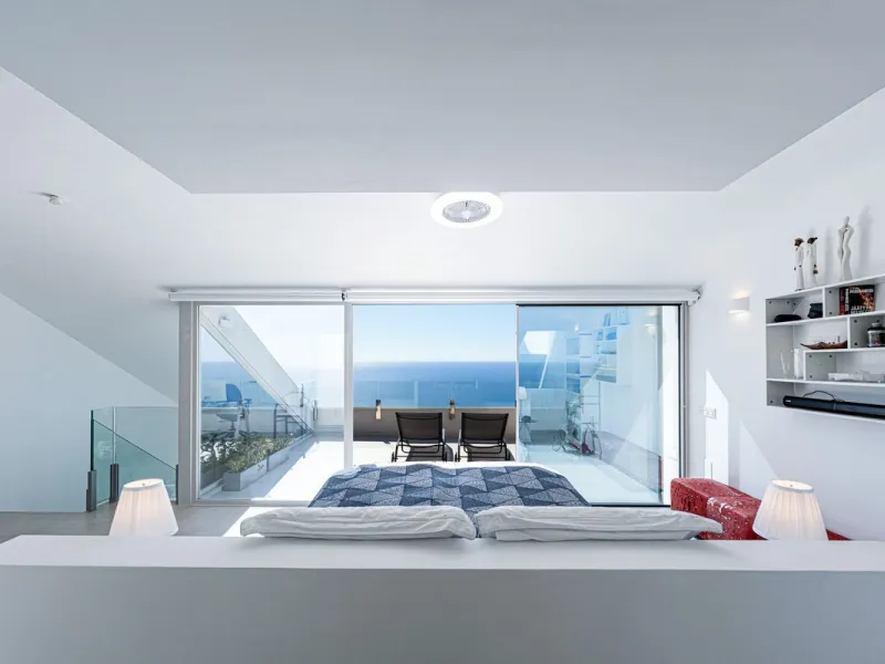 Apartment - Penthouse Duplex в продаже в Benalmadena, Málaga. В доме 3 спален и 2 ванных комнат. Площадь дома 155 м²