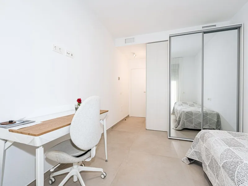 Apartment - Penthouse Duplex в продаже в Benalmadena, Málaga. В доме 3 спален и 2 ванных комнат. Площадь дома 155 м²