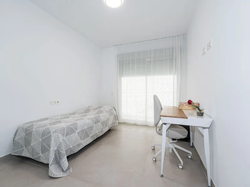 Apartment - Penthouse Duplex в продаже в Benalmadena, Málaga. В доме 3 спален и 2 ванных комнат. Площадь дома 155 м²