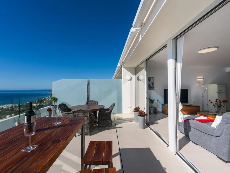 Apartment - Penthouse Duplex в продаже в Benalmadena, Málaga. В доме 3 спален и 2 ванных комнат. Площадь дома 155 м²