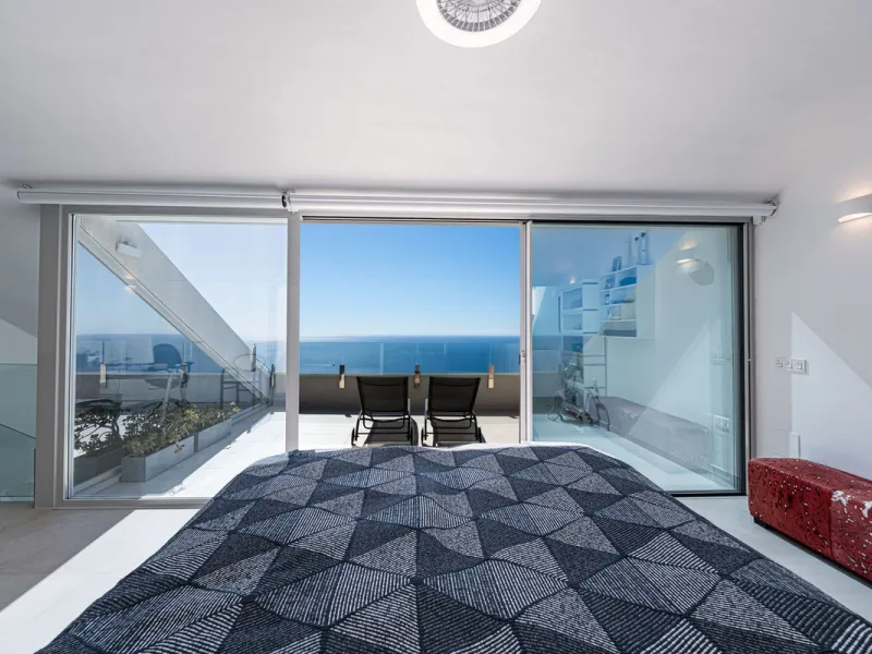 Apartment - Penthouse Duplex в продаже в Benalmadena, Málaga. В доме 3 спален и 2 ванных комнат. Площадь дома 155 м²