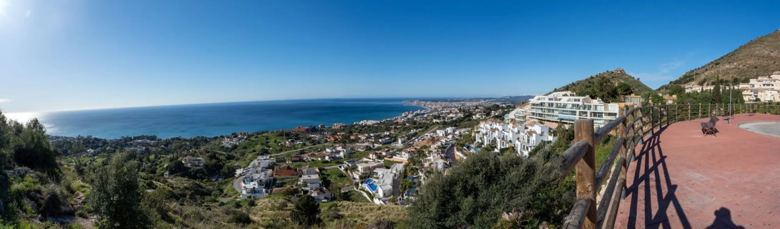 Apartment - Penthouse Duplex в продаже в Benalmadena, Málaga. В доме 3 спален и 2 ванных комнат. Площадь дома 155 м²