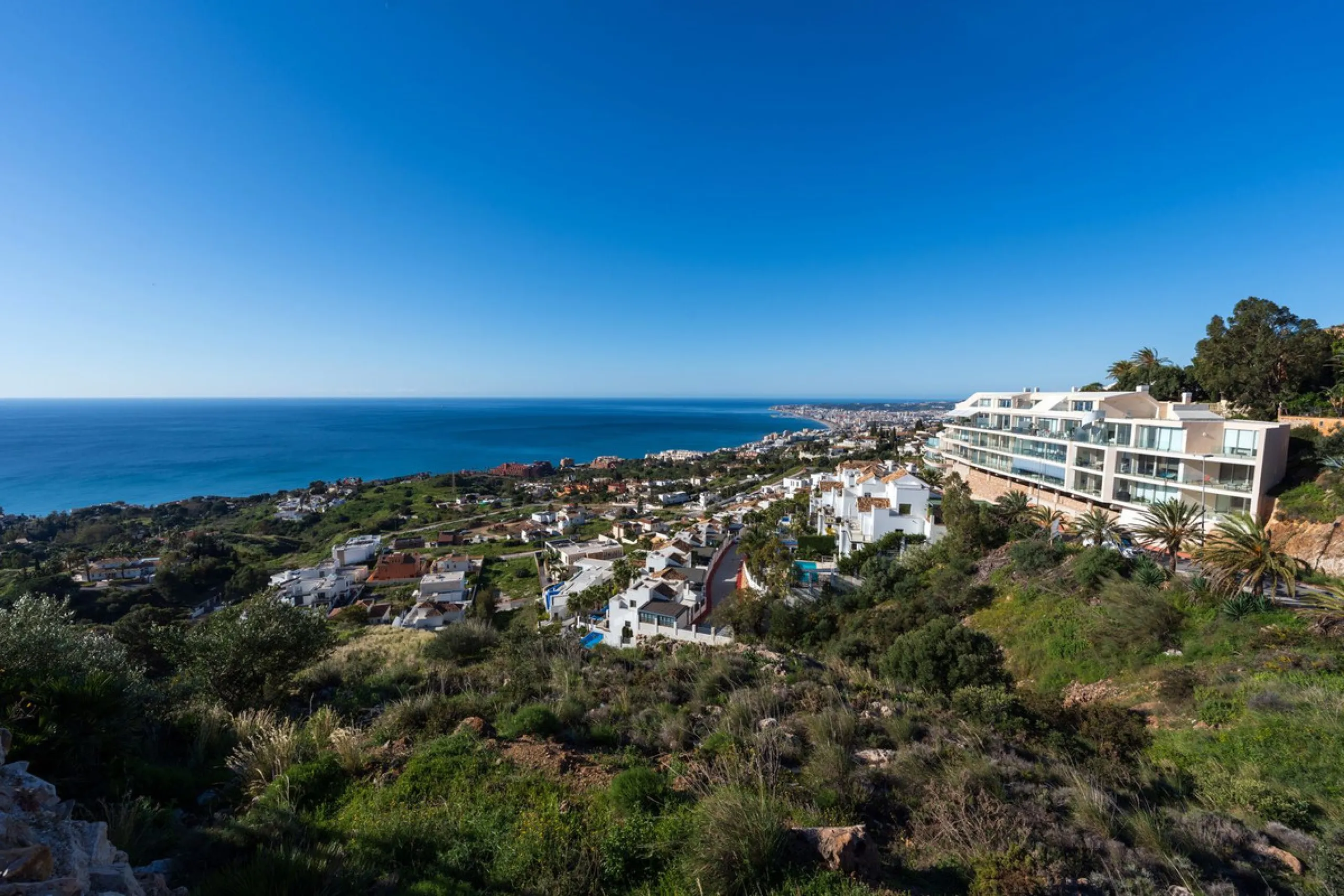 Apartment - Penthouse Duplex в продаже в Benalmadena, Málaga. В доме 3 спален и 2 ванных комнат. Площадь дома 155 м²