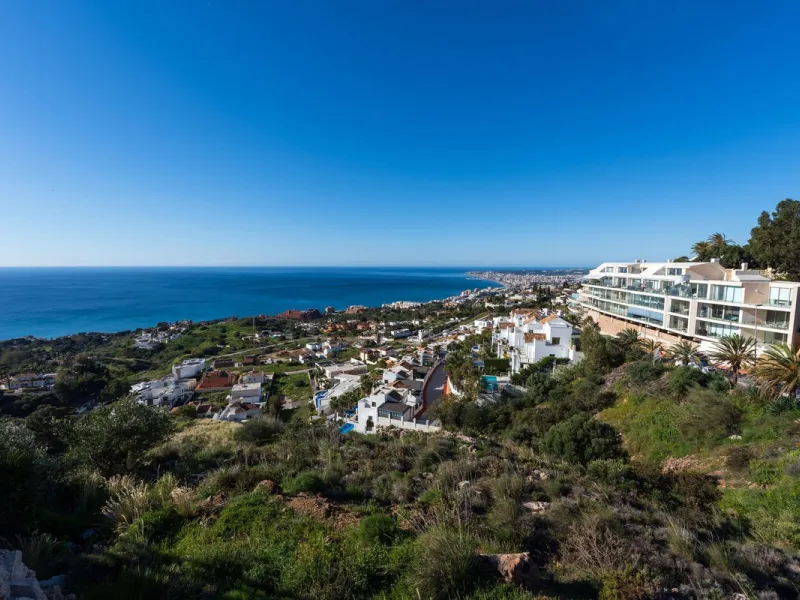 Apartment - Penthouse Duplex в продаже в Benalmadena, Málaga. В доме 3 спален и 2 ванных комнат. Площадь дома 155 м²
