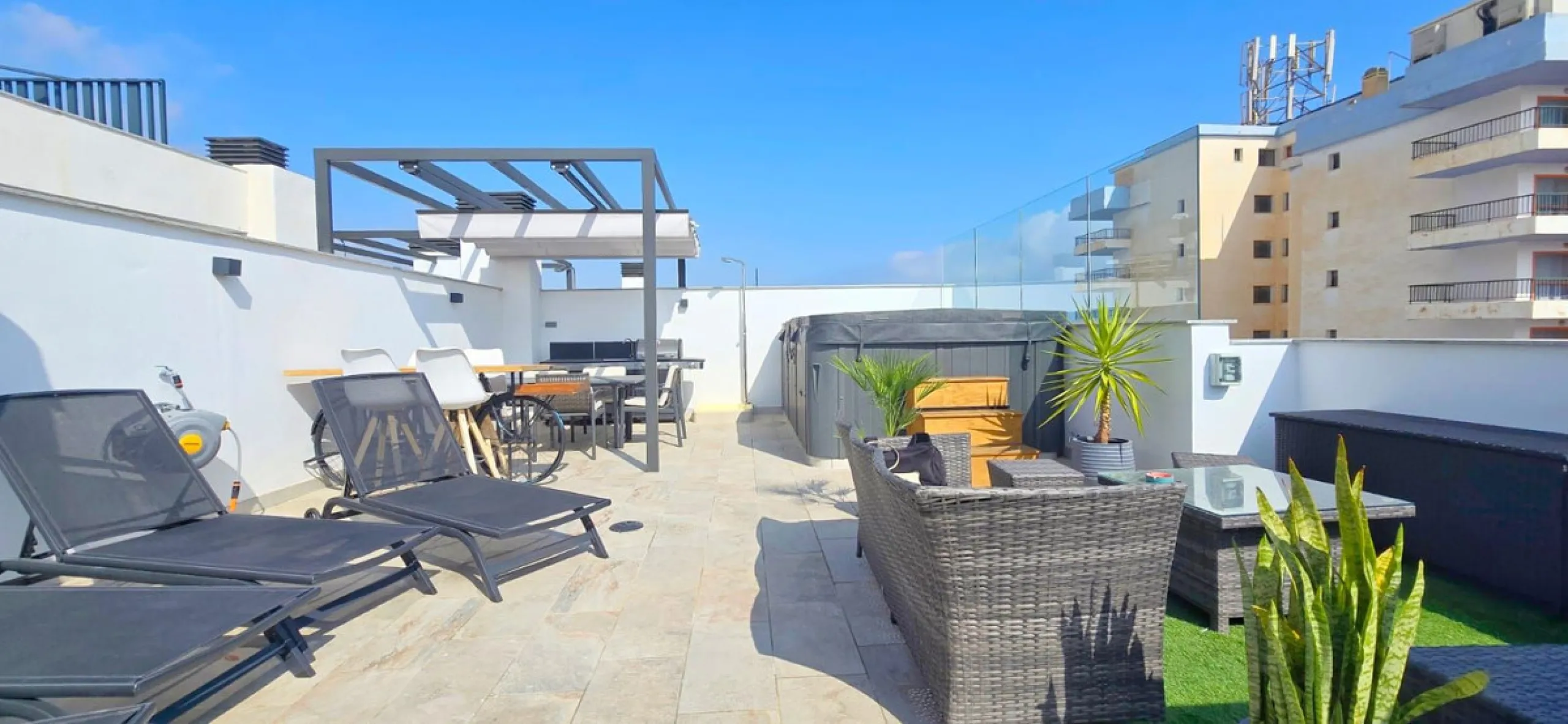 Penthouse for Sale in Torremolinos with Sea Views and Private Solarium