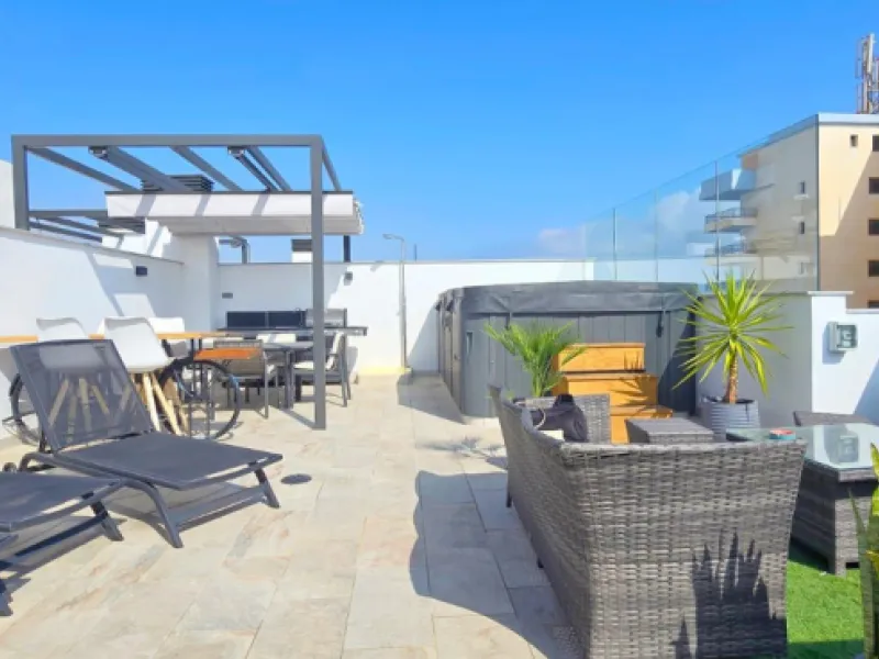 Penthouse for Sale in Torremolinos with Sea Views and Private Solarium