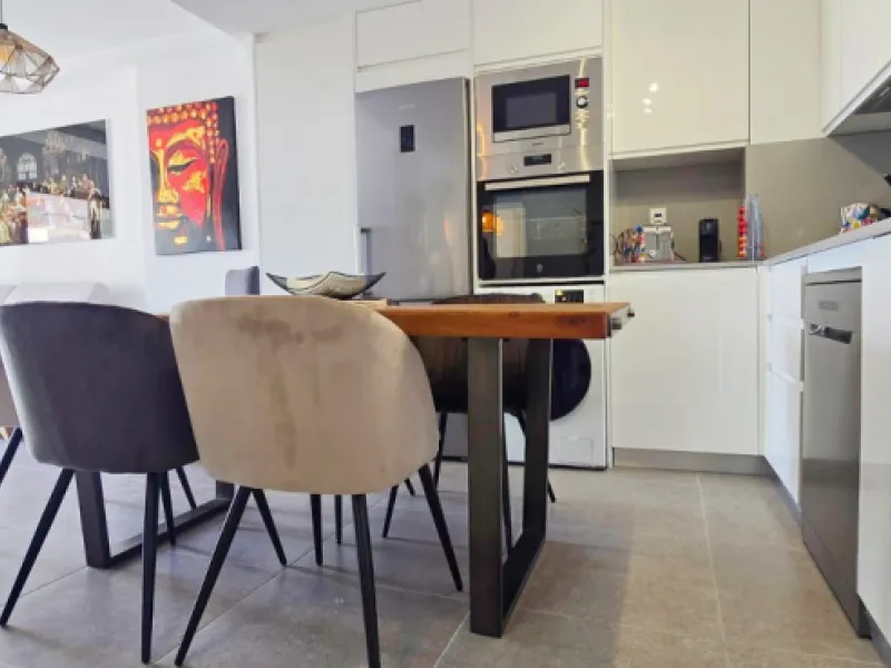 Penthouse for Sale in Torremolinos with Sea Views and Private Solarium