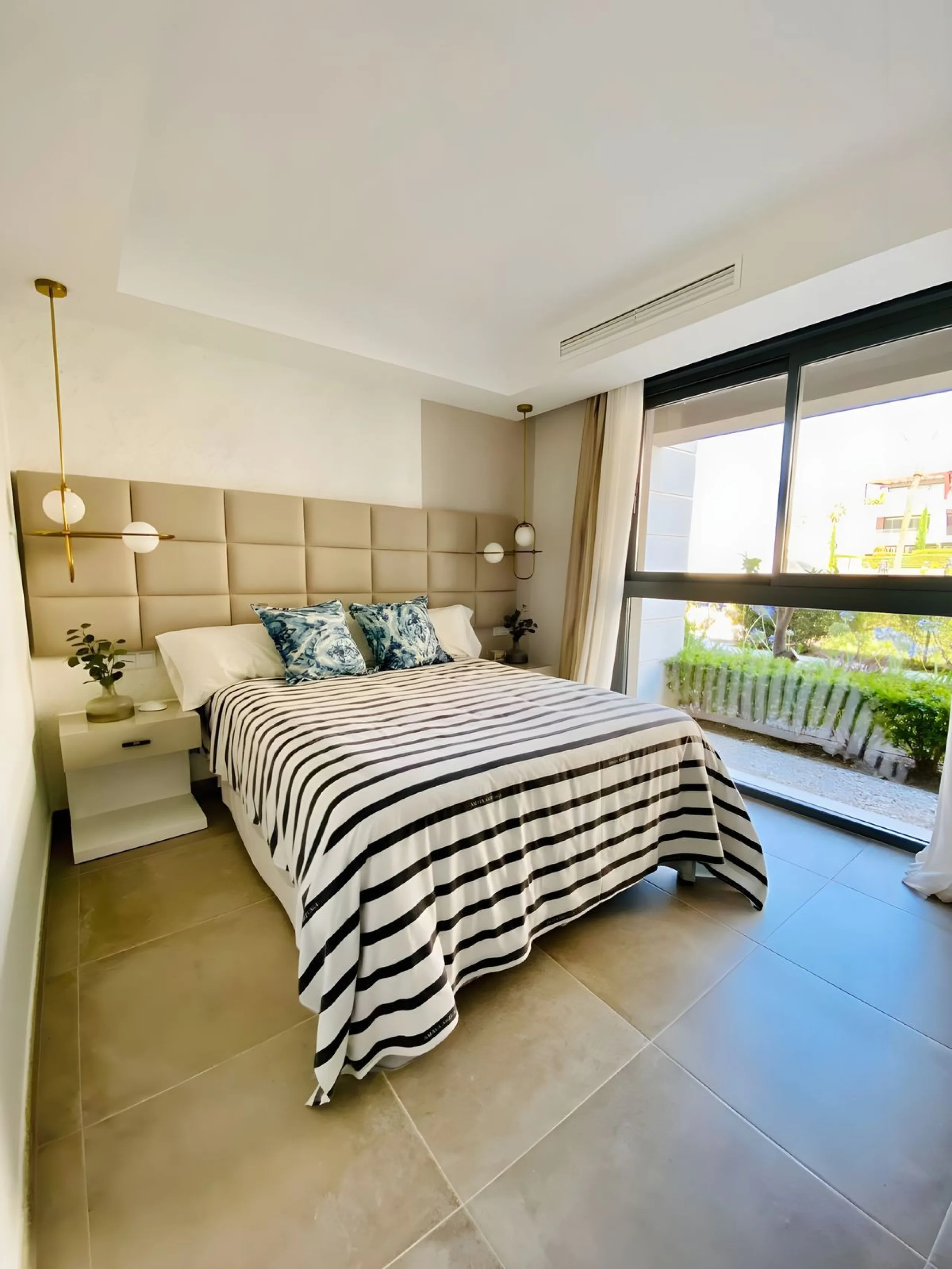 Welcome to this exclusive and elegant apartment that offers and spacious residence for you and your family.