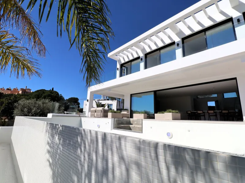 PANORAMIC-VIEW VILLA FOR SALE IN ELVIRIA | MARBELLA