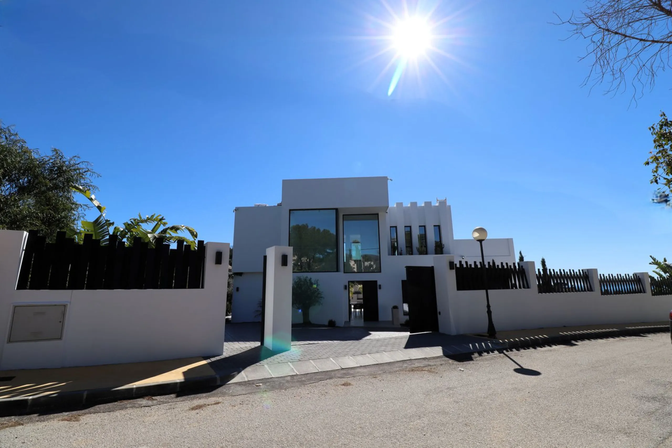 PANORAMIC-VIEW VILLA FOR SALE IN ELVIRIA | MARBELLA