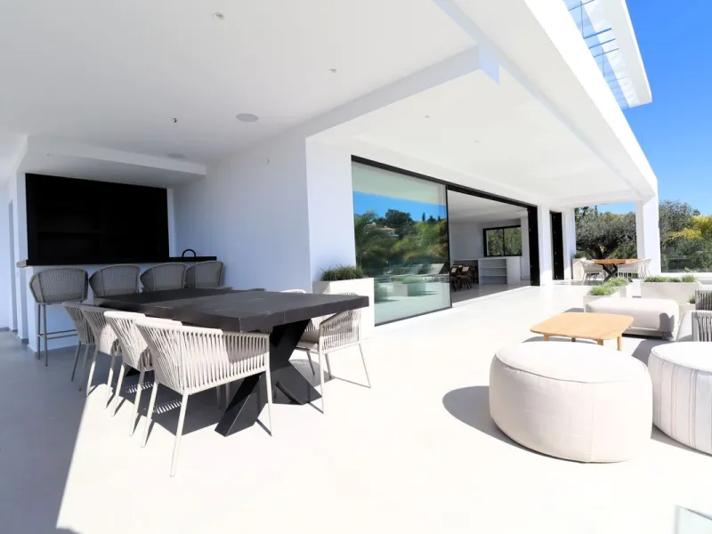 PANORAMIC-VIEW VILLA FOR SALE IN ELVIRIA | MARBELLA