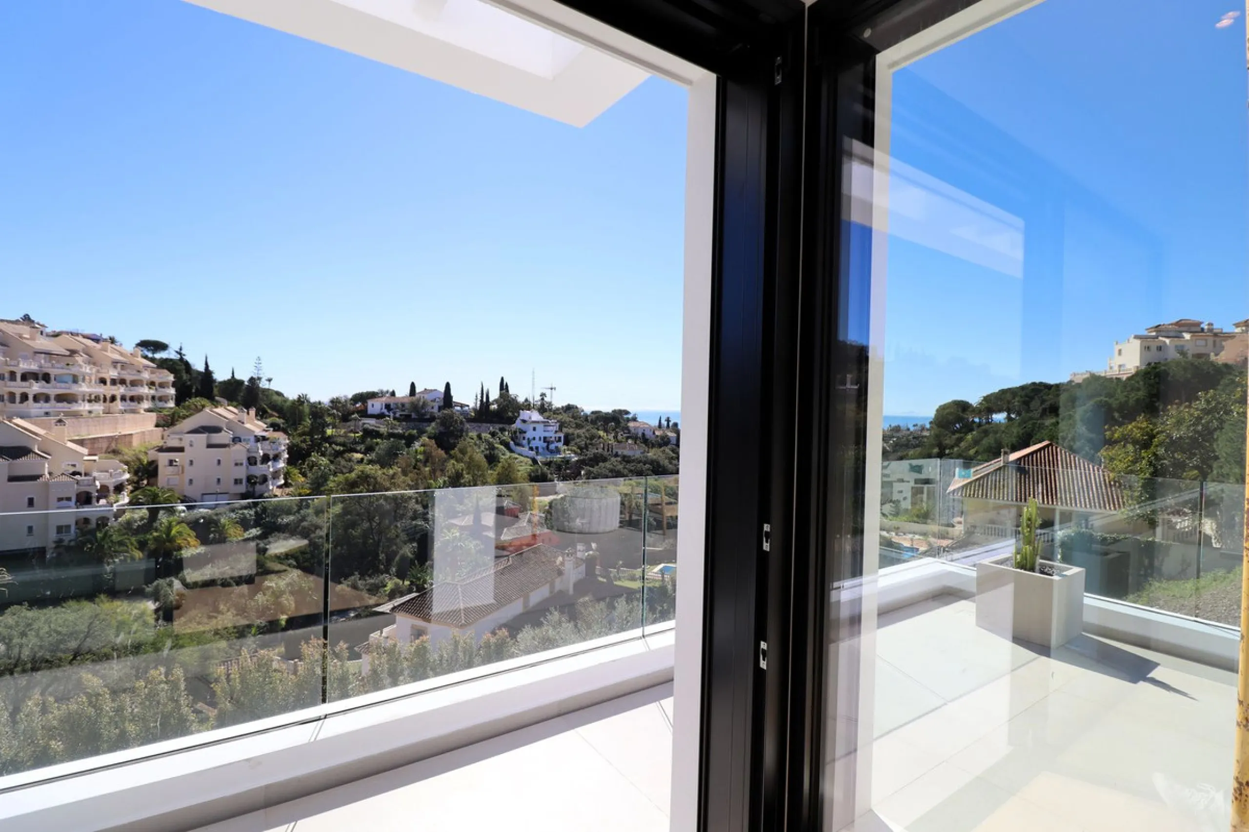 PANORAMIC-VIEW VILLA FOR SALE IN ELVIRIA | MARBELLA