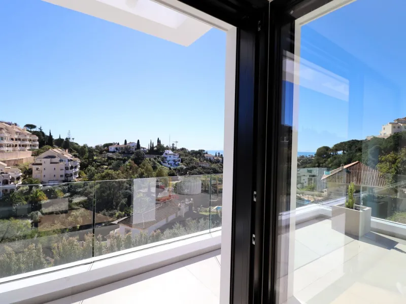 PANORAMIC-VIEW VILLA FOR SALE IN ELVIRIA | MARBELLA