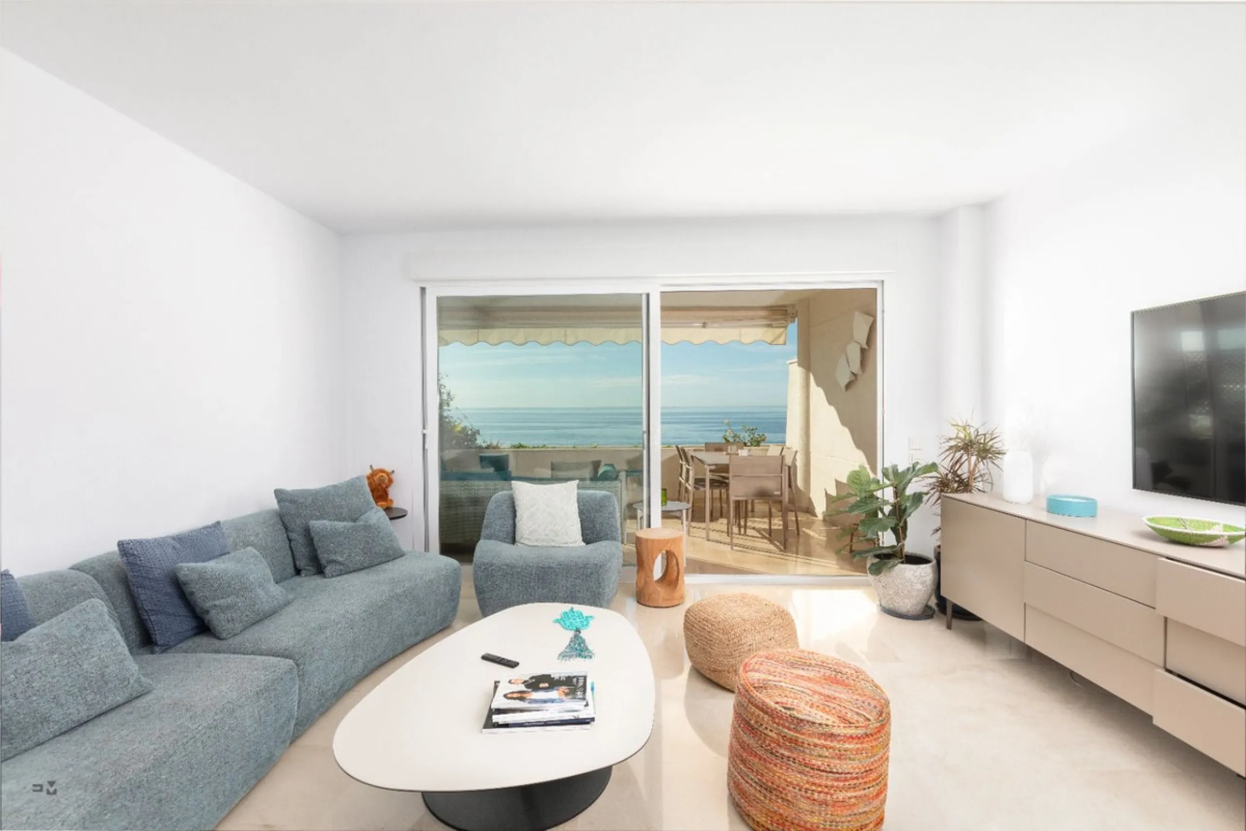 Exclusive Seafront Apartment on the Costa del Sol – A Mediterranean Paradise!