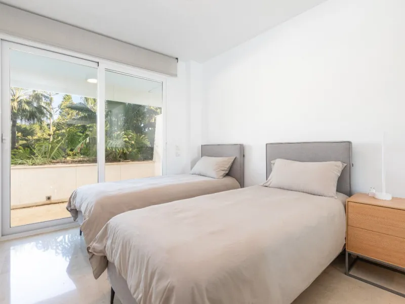 Exclusive Seafront Apartment on the Costa del Sol – A Mediterranean Paradise!