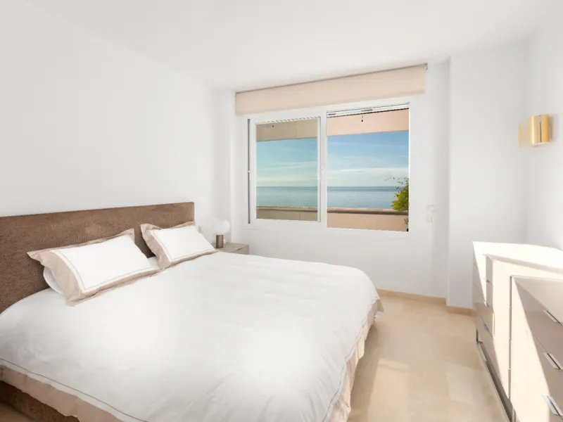 Exclusive Seafront Apartment on the Costa del Sol – A Mediterranean Paradise!