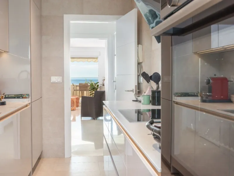 Exclusive Seafront Apartment on the Costa del Sol – A Mediterranean Paradise!