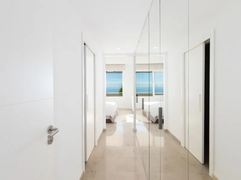 Exclusive Seafront Apartment on the Costa del Sol – A Mediterranean Paradise!
