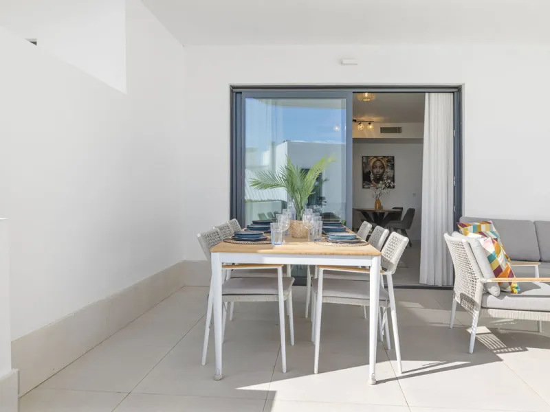 EXCLUSIVE GARDEN VILLA | 3 BEDROOMS | PRIVATE GARDEN | RENTAL LICENSE | HIGUERÓN