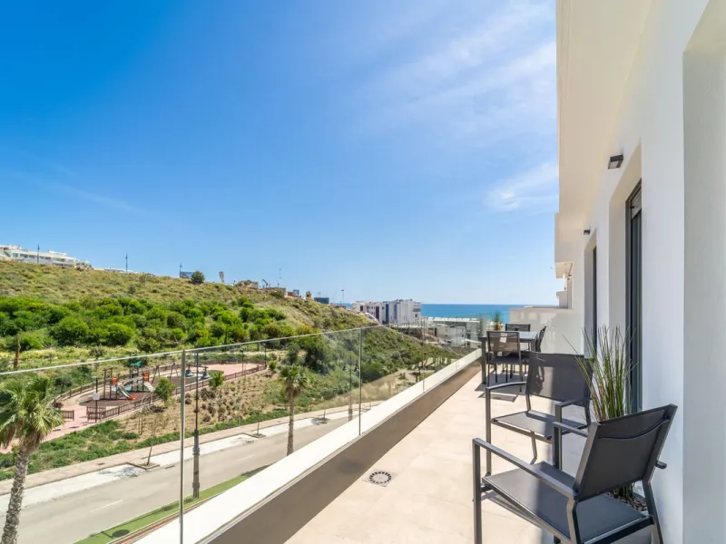 THE APARTMENT IS NOW RENTED FOR LONG TERM. IT CAN BE PURCHASED WITH THE CURRENT LEASE CONTRACT.