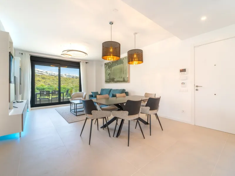 THE APARTMENT IS NOW RENTED FOR LONG TERM. IT CAN BE PURCHASED WITH THE CURRENT LEASE CONTRACT.