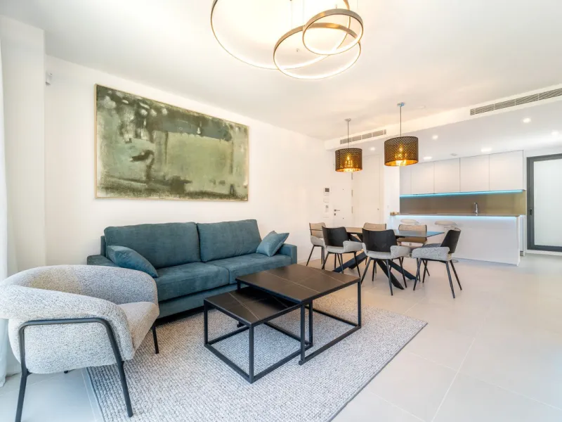 THE APARTMENT IS NOW RENTED FOR LONG TERM. IT CAN BE PURCHASED WITH THE CURRENT LEASE CONTRACT.