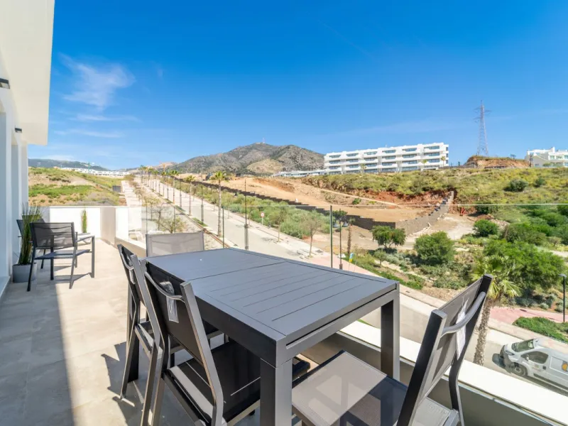 THE APARTMENT IS NOW RENTED FOR LONG TERM. IT CAN BE PURCHASED WITH THE CURRENT LEASE CONTRACT.