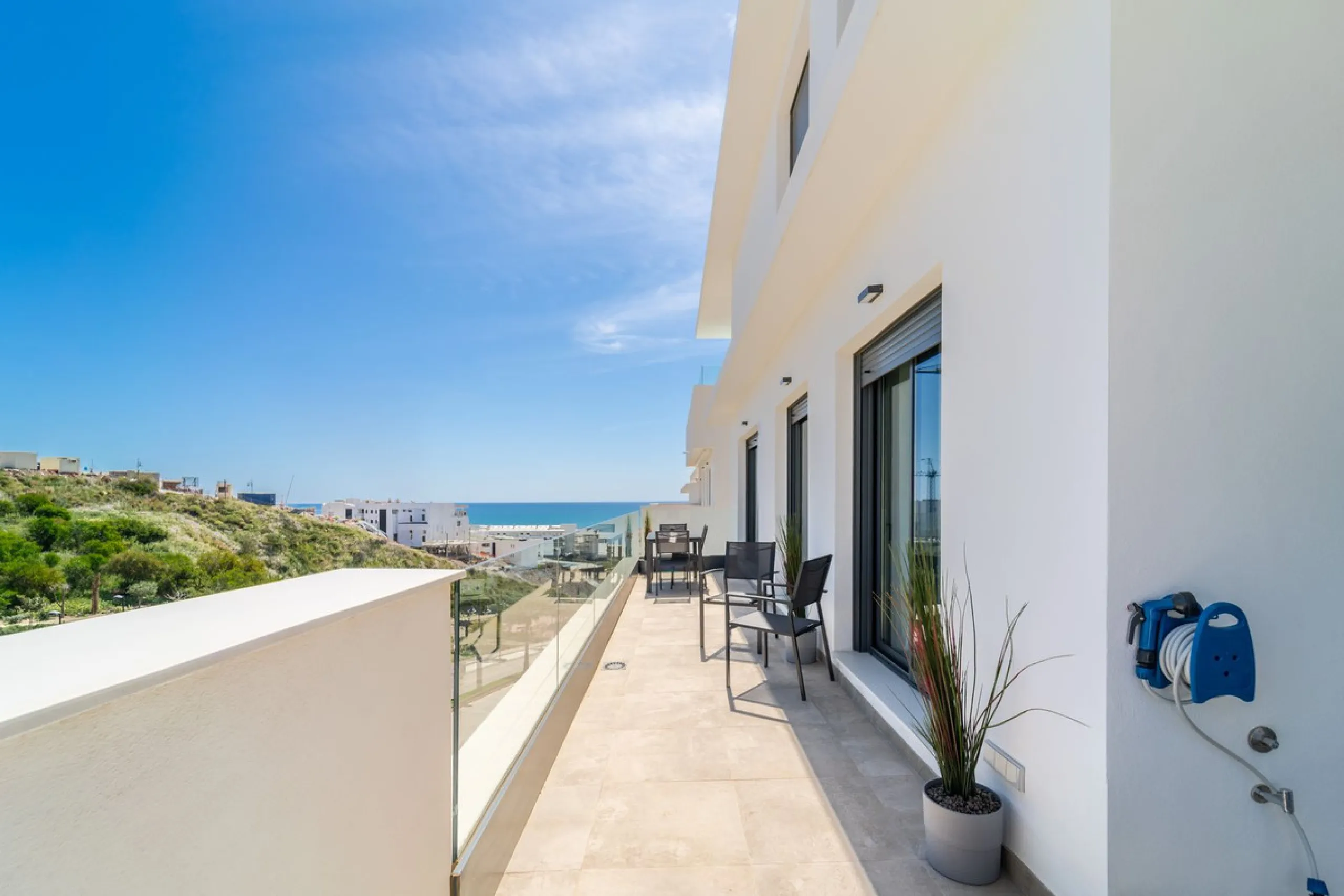 THE APARTMENT IS NOW RENTED FOR LONG TERM. IT CAN BE PURCHASED WITH THE CURRENT LEASE CONTRACT.