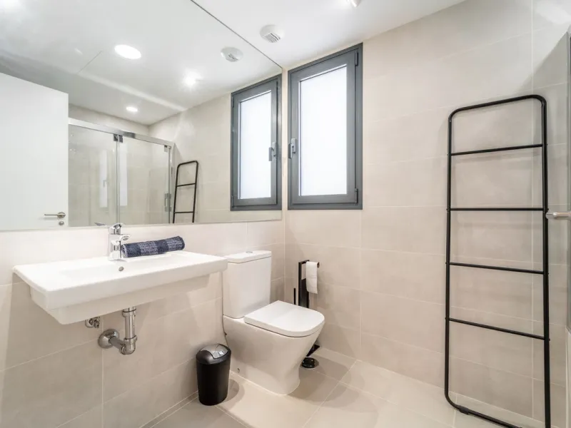 THE APARTMENT IS NOW RENTED FOR LONG TERM. IT CAN BE PURCHASED WITH THE CURRENT LEASE CONTRACT.