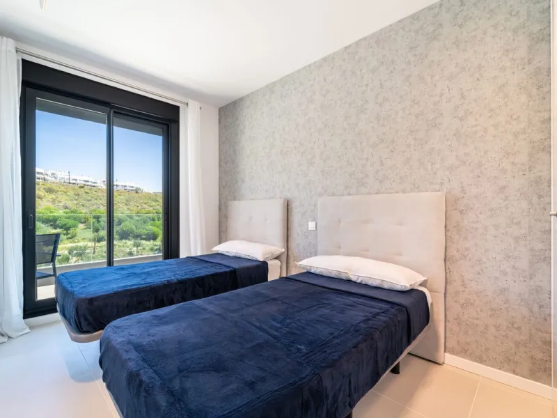 THE APARTMENT IS NOW RENTED FOR LONG TERM. IT CAN BE PURCHASED WITH THE CURRENT LEASE CONTRACT.