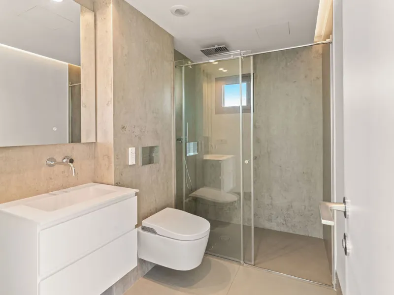 Apartment - Penthouse Duplex в продаже в Estepona, Málaga. В доме 4 спален и 5 ванных комнат. Площадь дома 199 м²