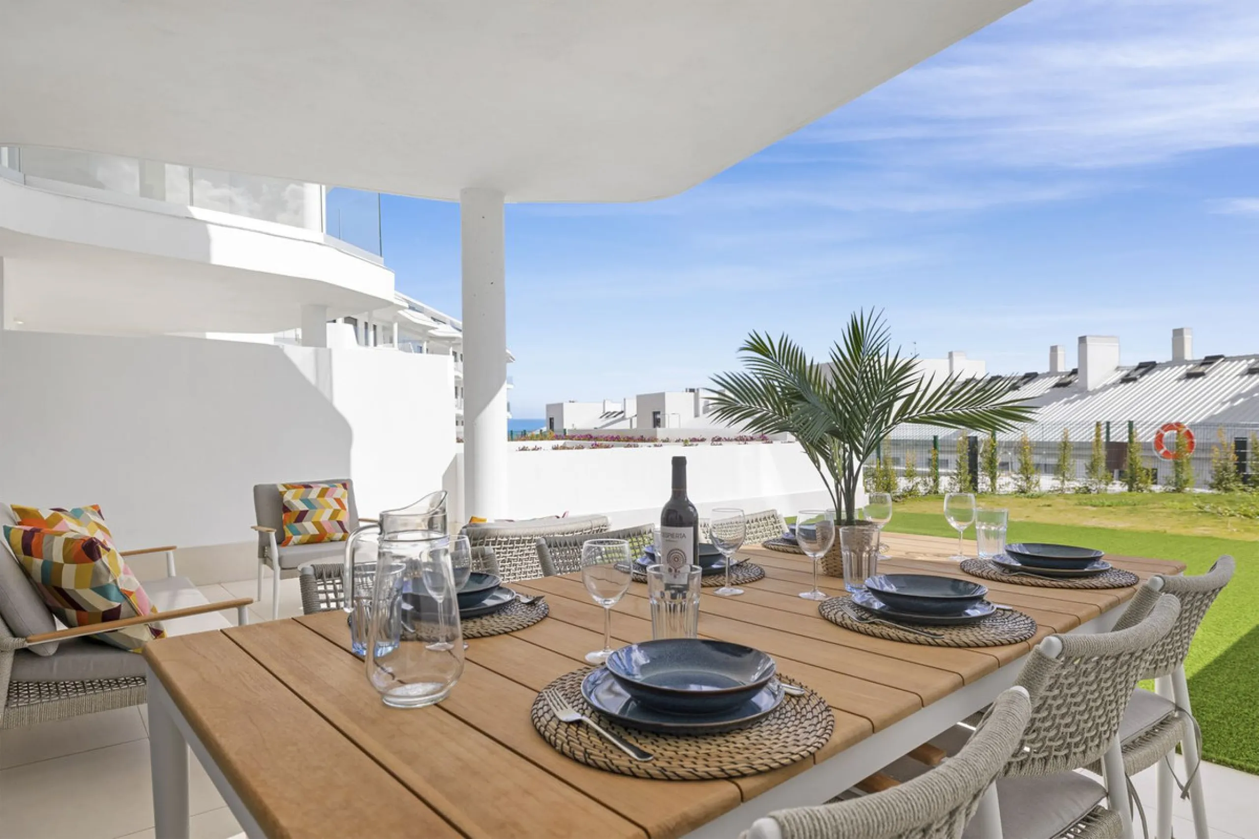 EXCLUSIVE GARDEN VILLA | 3 BEDROOMS | PRIVATE GARDEN | RENTAL LICENSE | HIGUERÓN