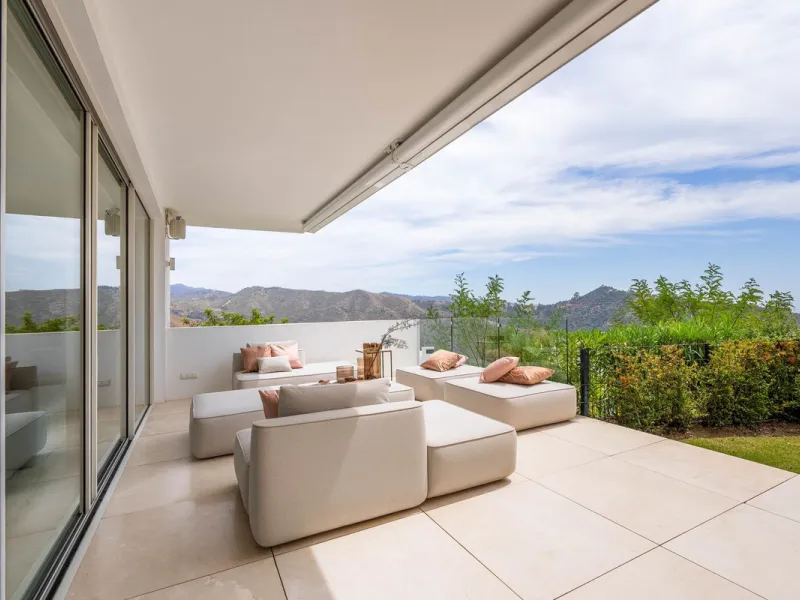 Apartment - Ground Floor Apartment в продаже в Ojén, Málaga. В доме 3 спален и 3 ванных комнат. Площадь дома 193 м²