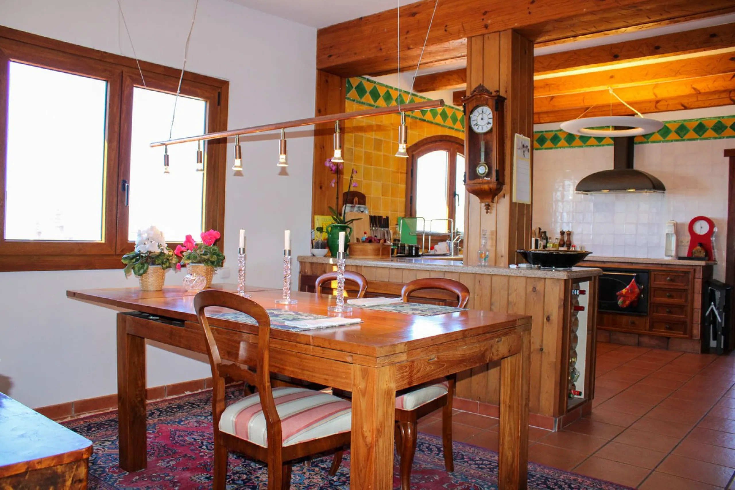 Exclusive penthouse in the heart of Nerja, spectacular sea views with both sunrise and sunset from the terraces.