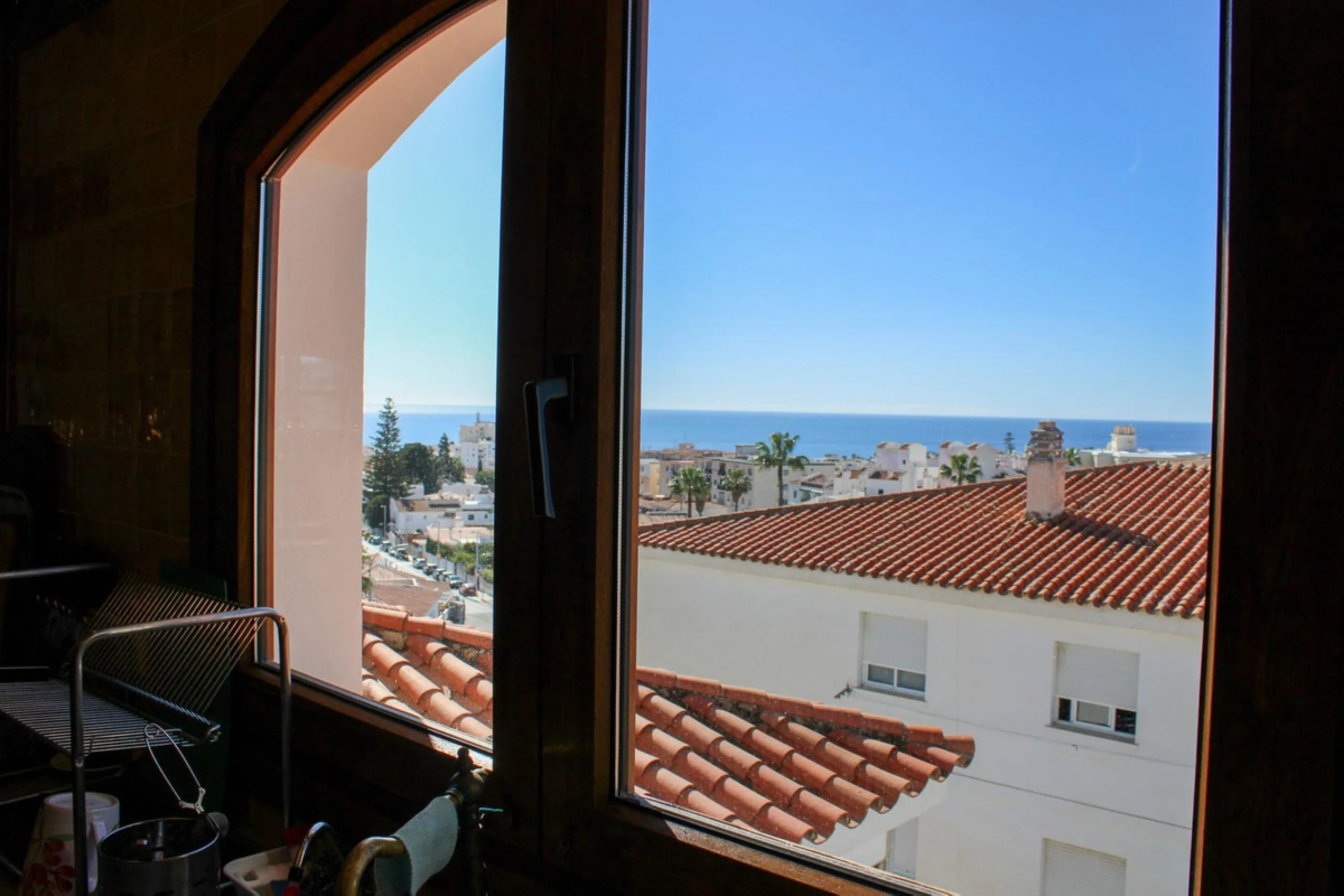 Exclusive penthouse in the heart of Nerja, spectacular sea views with both sunrise and sunset from the terraces.